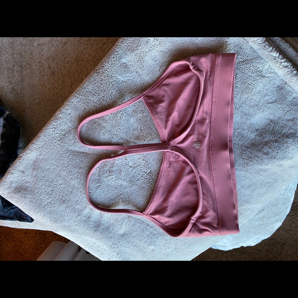 Lulu sports bra.